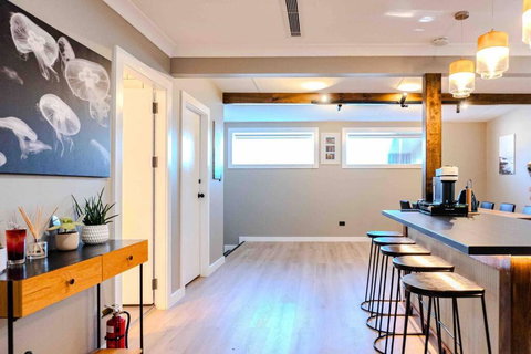 Anna Bay Beach House With Plunge Pool, Air Hockey, PS4, Close To Shops - Accommodation Mermaid Beach 4