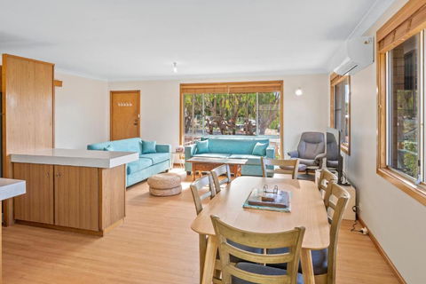 Apples - Accommodation Mermaid Beach 2