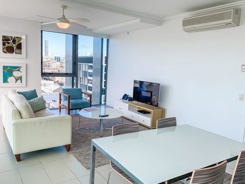 M&A Apartments - Accommodation Mermaid Beach 11