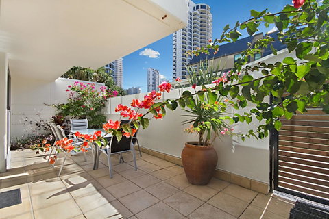 Hibiscus On The Beach - Accommodation Mermaid Beach 35