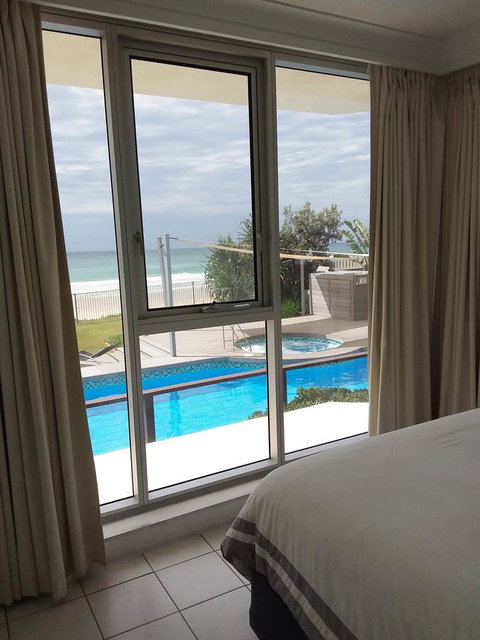 Hibiscus On The Beach - Accommodation Mermaid Beach 29