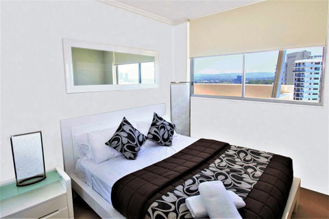 Trilogy Surfers Paradise - Accommodation Mermaid Beach 22
