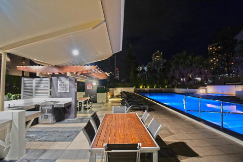 Trilogy Surfers Paradise - Accommodation Mermaid Beach 10
