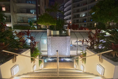 Trilogy Surfers Paradise - Accommodation Mermaid Beach 13