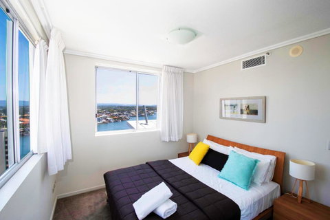 Trilogy Surfers Paradise - Accommodation Mermaid Beach 9