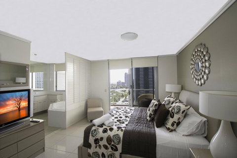 Trilogy Surfers Paradise - Accommodation Mermaid Beach 15
