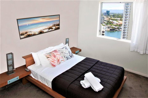 Trilogy Surfers Paradise - Accommodation Mermaid Beach 1
