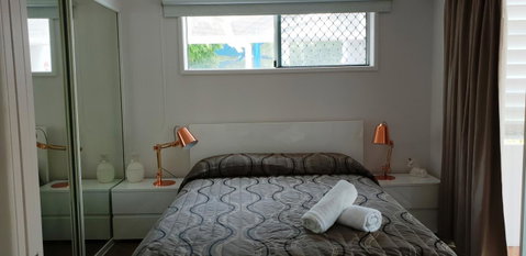 Surfers Beach Resort 2 - Accommodation Mermaid Beach 4