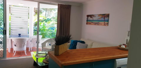 Surfers Beach Resort 2 - Accommodation Mermaid Beach 8