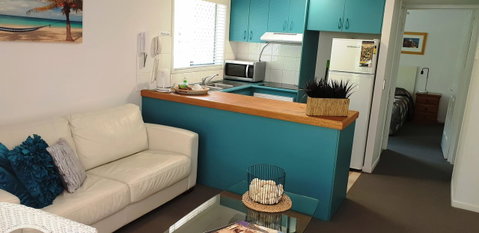 Surfers Beach Resort 2 - Accommodation Mermaid Beach 5