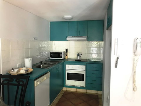 Surfers Beach Resort 2 - Accommodation Mermaid Beach 33