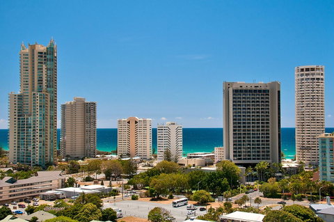 Spectrum Holiday Apartments - Accommodation Mermaid Beach 29