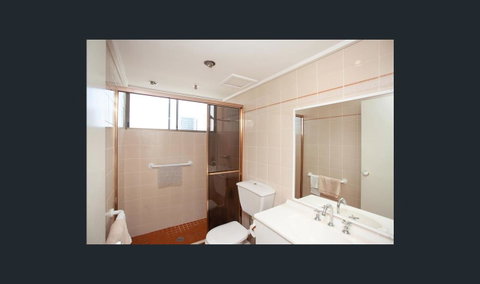 Spectrum Holiday Apartments - Accommodation Mermaid Beach 6