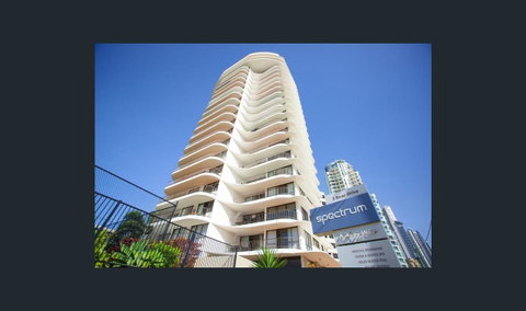 Spectrum Holiday Apartments - Accommodation Mermaid Beach 1