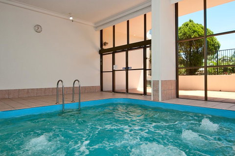 Spectrum Holiday Apartments - Accommodation Mermaid Beach 31