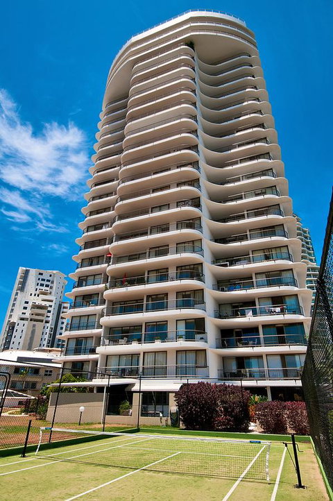 Spectrum Holiday Apartments - Accommodation Mermaid Beach 18