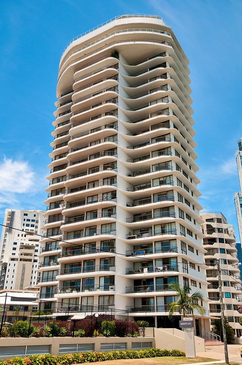 Spectrum Holiday Apartments - Accommodation Mermaid Beach 0
