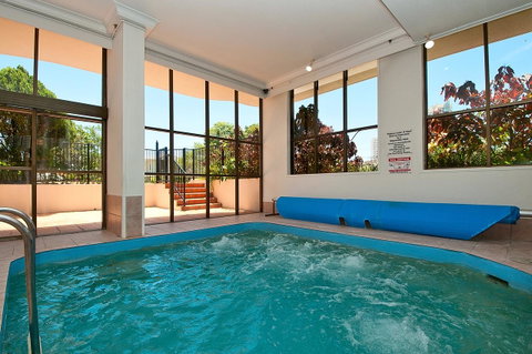 Spectrum Holiday Apartments - Accommodation Mermaid Beach 15