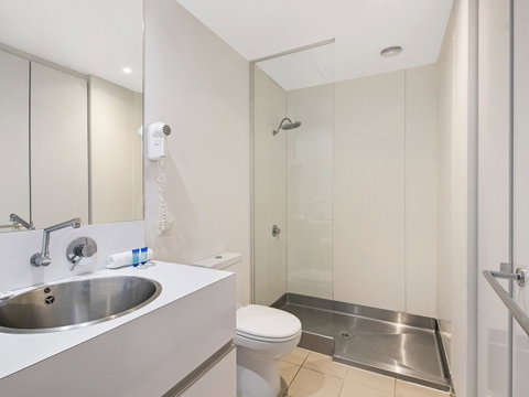 The Miro Apartments - Accommodation Mermaid Beach 12