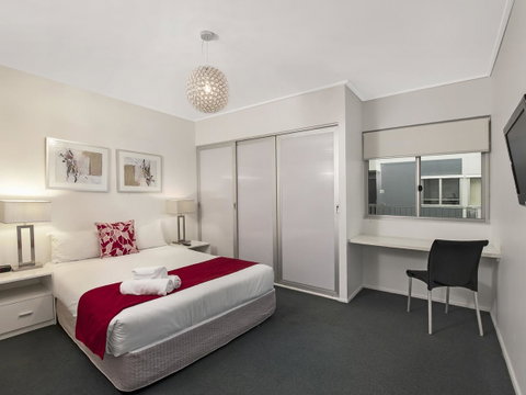 The Miro Apartments - Accommodation Mermaid Beach 8