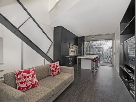 The Miro Apartments - Accommodation Mermaid Beach 7