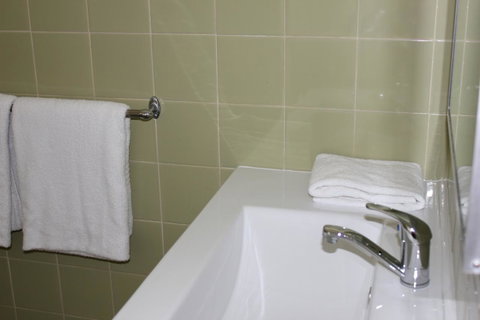 Arcadia Village Motel - Accommodation Mermaid Beach 13