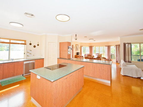 Waterfront At White Patch - Accommodation Mermaid Beach 14