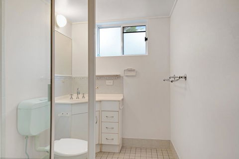 LISTEN TO THE SURF From Rickman Pde, Woorim - Accommodation Mermaid Beach 8