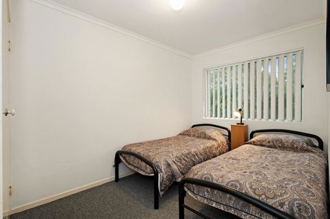 LISTEN TO THE SURF From Rickman Pde, Woorim - Accommodation Mermaid Beach 11