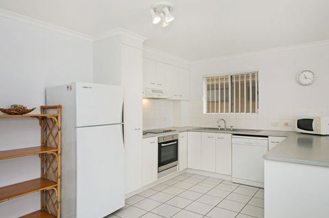 LISTEN TO THE SURF From Rickman Pde, Woorim - Accommodation Mermaid Beach 14