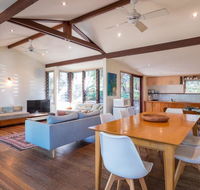 Laguna House - Accommodation Mermaid Beach