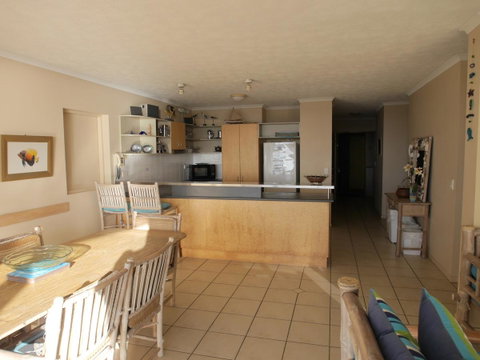 Cylinder Cove 1 - Accommodation Mermaid Beach 1