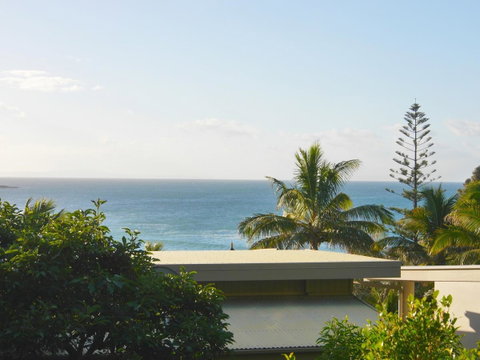 Cylinder Cove 1 - Accommodation Mermaid Beach 9