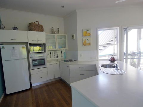 Keep 2 - Accommodation Mermaid Beach 12