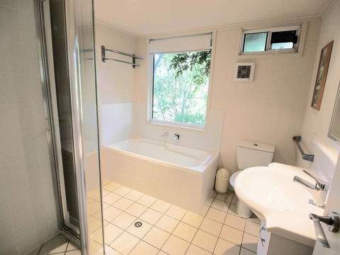Keep 2 - Accommodation Mermaid Beach 14