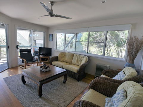 Keep 2 - Accommodation Mermaid Beach 17