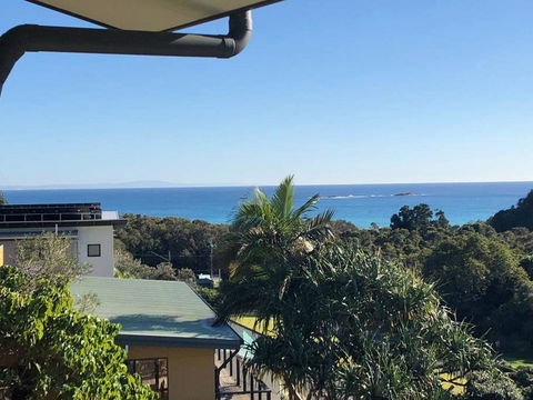 Island Time - Accommodation Mermaid Beach 11