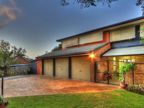 Belle Vue Beach House By Discover Stradbroke - Accommodation Mermaid Beach 4