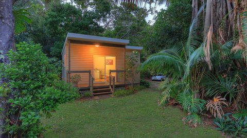 The Broken Banyan - Accommodation Mermaid Beach 14