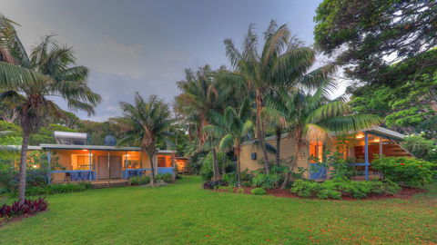 The Broken Banyan - Accommodation Mermaid Beach 3