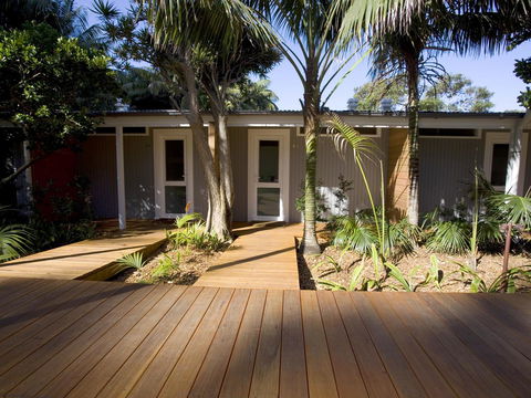 Pinetrees Lodge - Accommodation Mermaid Beach 22