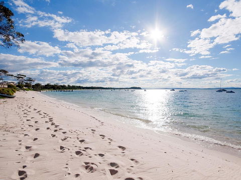 'Beachside' Shoal Bay, Unit 4 - Accommodation Mermaid Beach 1