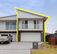 'Birubi Breezes' 2/7 Fitzroy St - Large Duplex with Air Conditioning WIFI  only 5 minute walk to the beach - Accommodation Mermaid Beach