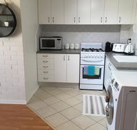 'The Mount' Trendy with City Views - Accommodation Mermaid Beach