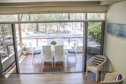 'Top Tier' Dog Friendly Holiday Home - Accommodation Mermaid Beach 0