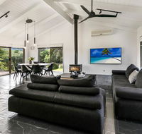 1 Oak - Rye Back Beach Accommodation - Accommodation Mermaid Beach