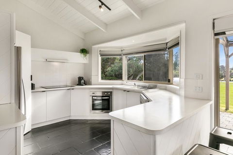 1 Oak - Rye Back Beach Accommodation - Accommodation Mermaid Beach 3