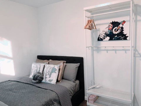 1 Private Double Room In Carramar 1-minute To Station - SHAREHOUSE - Accommodation Mermaid Beach 0