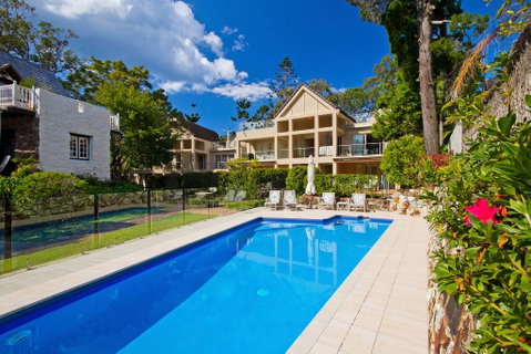 10 Alderly - Accommodation Mermaid Beach 0