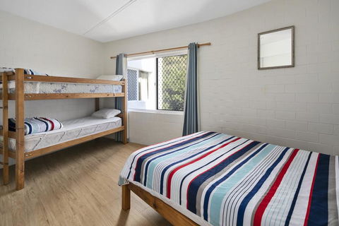 10 The Islander Resort - Accommodation Mermaid Beach 1